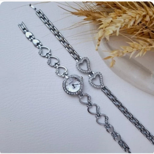 ساعت مچی زنانه هانگری همراه بادستبند رنگ ثابت قاب نگینی کیفیت عالی