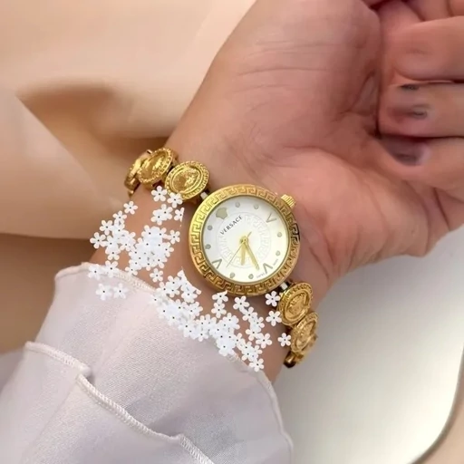 ساعت مچی زنانه ورساچه رنگ ثابت  شیشه معدنی کیفیت عالیVERSAGE