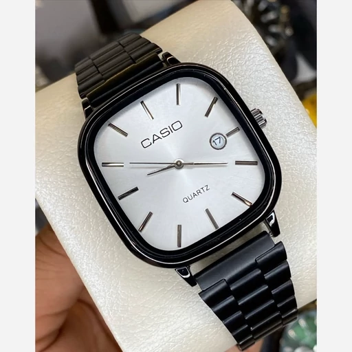 ساعت مچی مردانه کاسیوcasio موتور ژاپن صفحه مربعی بند مشگی وشیک ضد آب