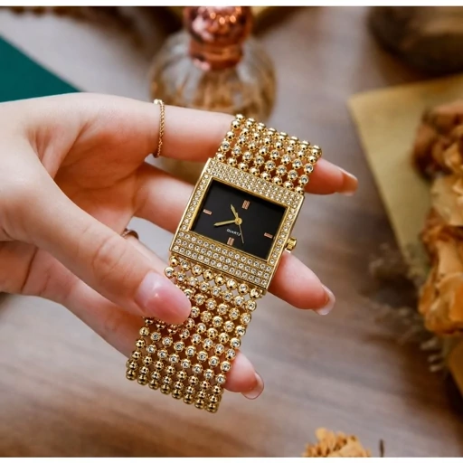ساعت مچی زنانه تیفانی مکعبی خاص بندپهن نگین دار رنگ ثابت کیفیت عالیTIFFANY