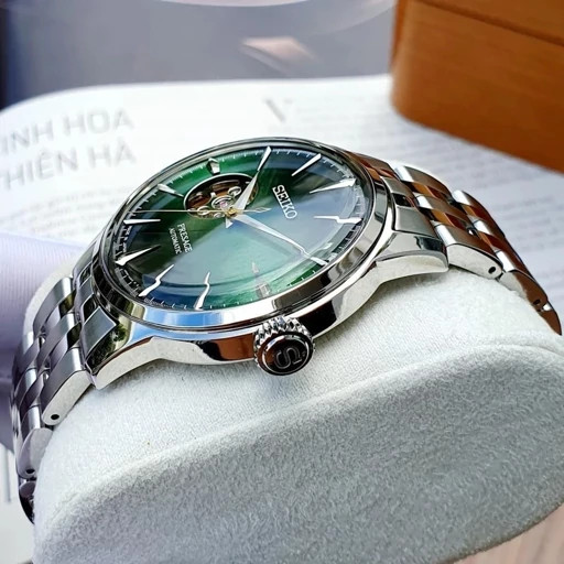 ساعت مچی مردانه اتوماتیک سیکو ضداب رنگ ثابت قفل مخفی حک برند سیکو اتوماتیک.SEIKO